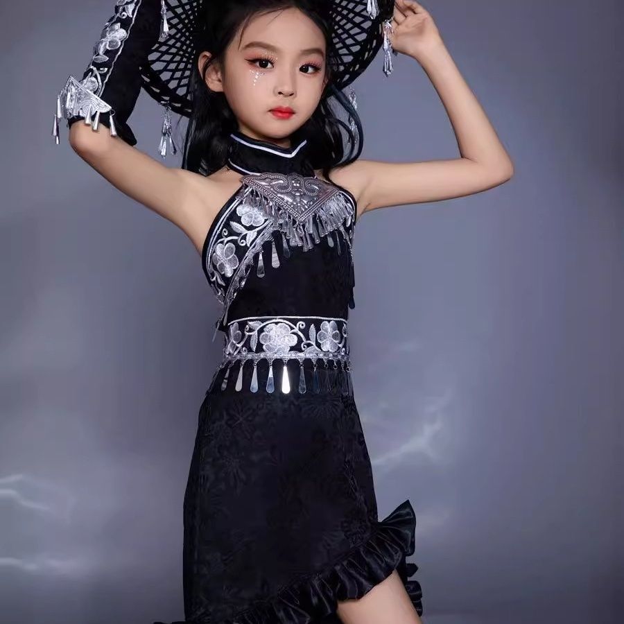 Kinderanzug Schlepprock Chines – Ethnic Fashion Runway Bewertung und Preis