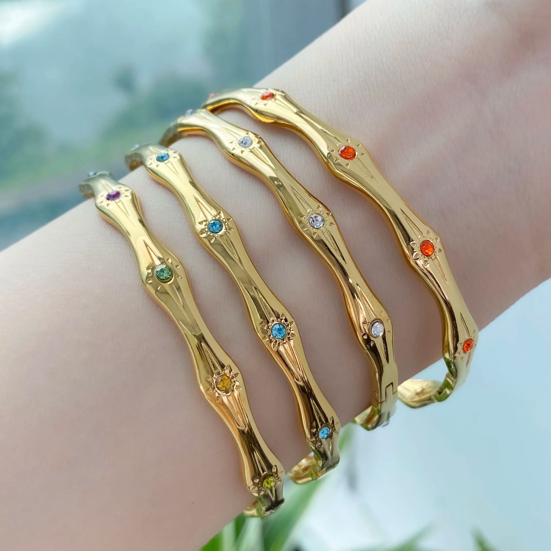 CARLIDANA Neueste vergoldete E – Latest Ethnic Fashion For Women Bewertung und Preis